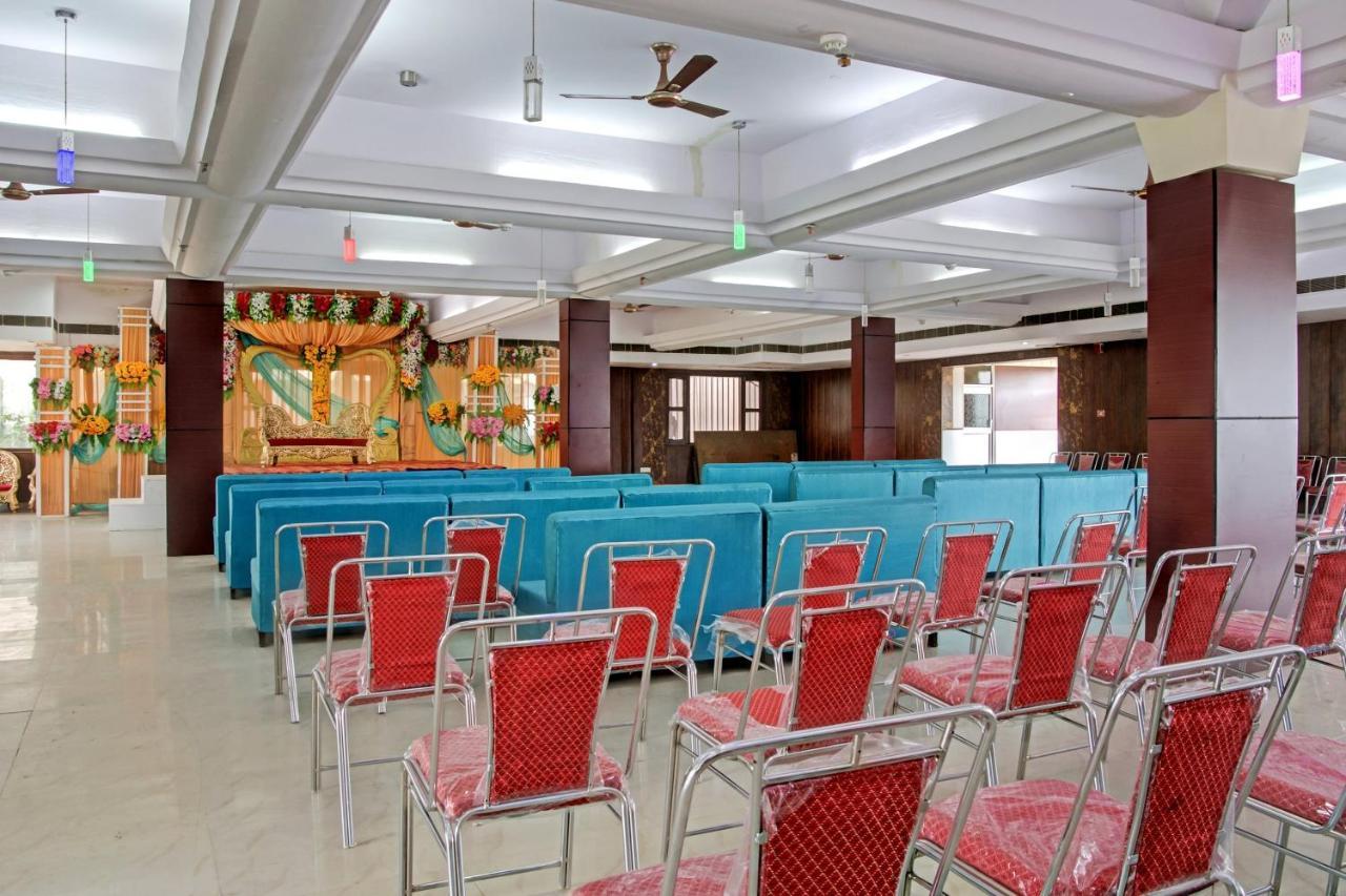 Oyo 62241 Swastik Garden Hotel Dhāmpur Eksteriør billede