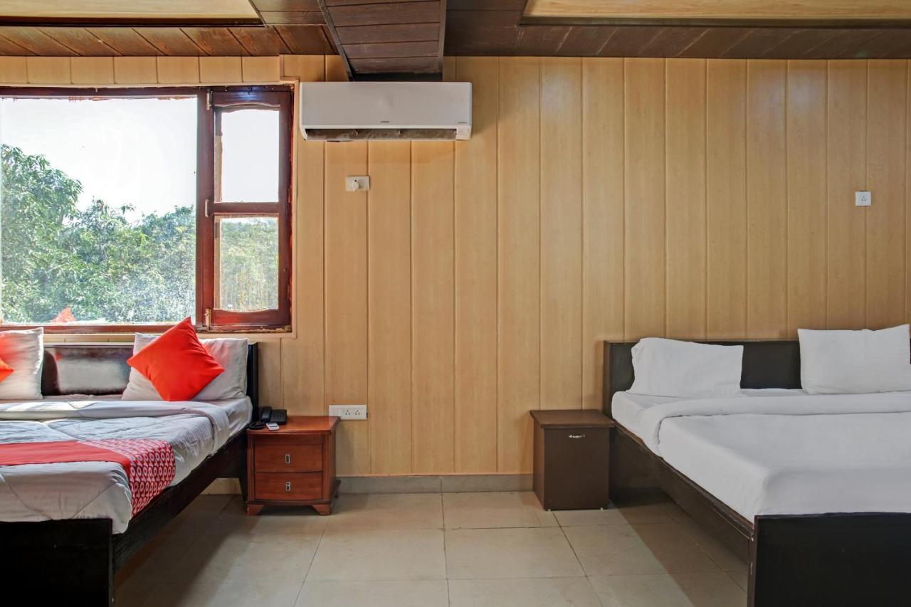 Oyo 62241 Swastik Garden Hotel Dhāmpur Eksteriør billede