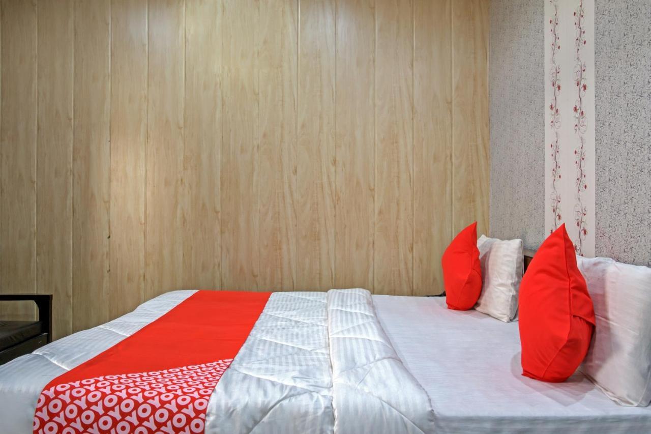 Oyo 62241 Swastik Garden Hotel Dhāmpur Eksteriør billede
