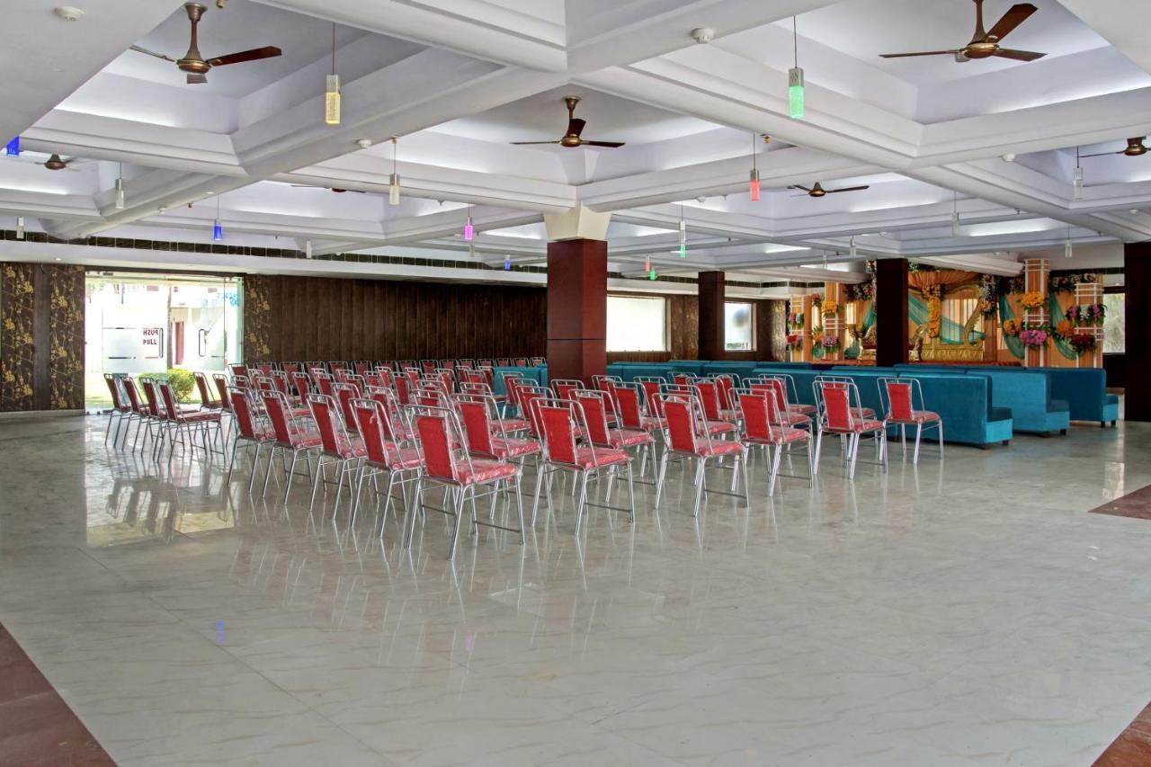 Oyo 62241 Swastik Garden Hotel Dhāmpur Eksteriør billede