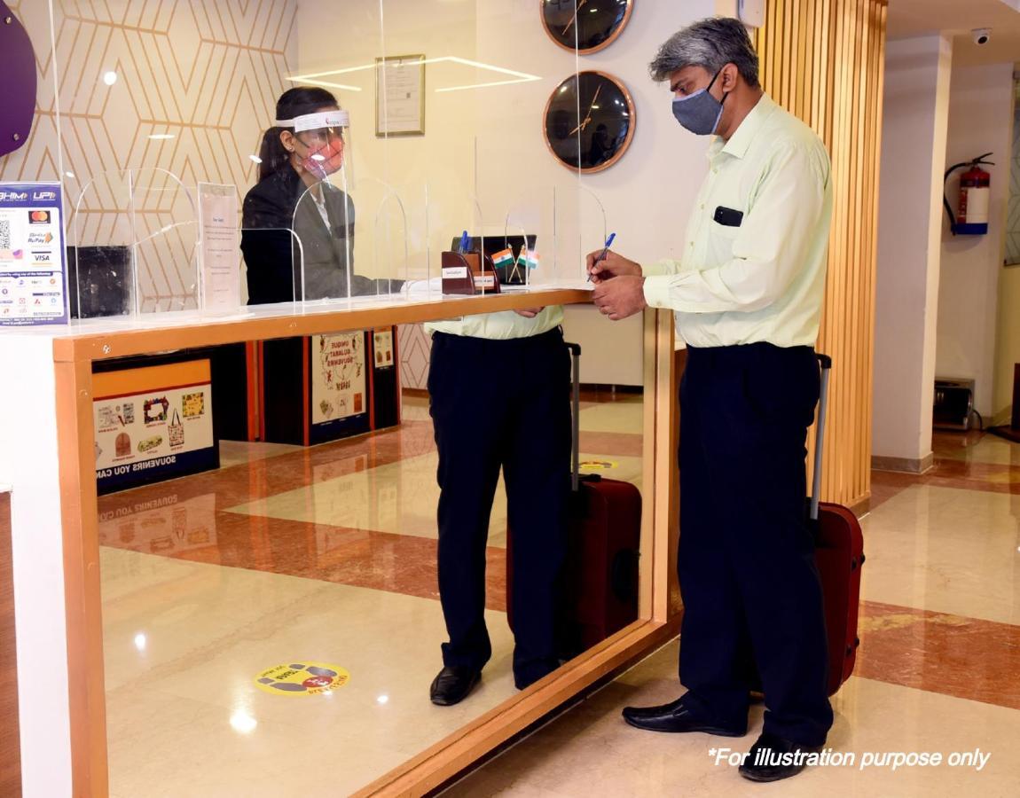 Oyo 62241 Swastik Garden Hotel Dhāmpur Eksteriør billede